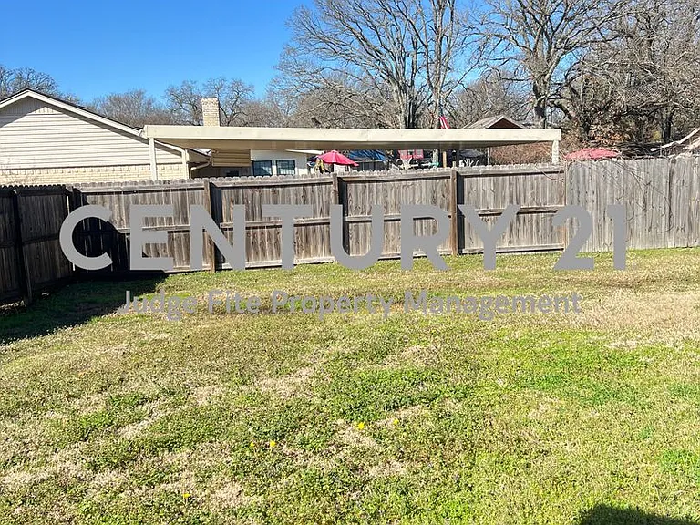 214 Lasso Cir — Photo 14