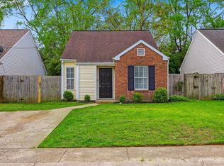 1006 Parkside Dr, Georgetown, KY 40324