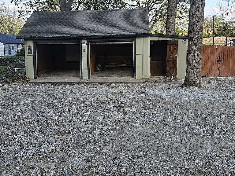 9103 Noland Rd — Photo 29