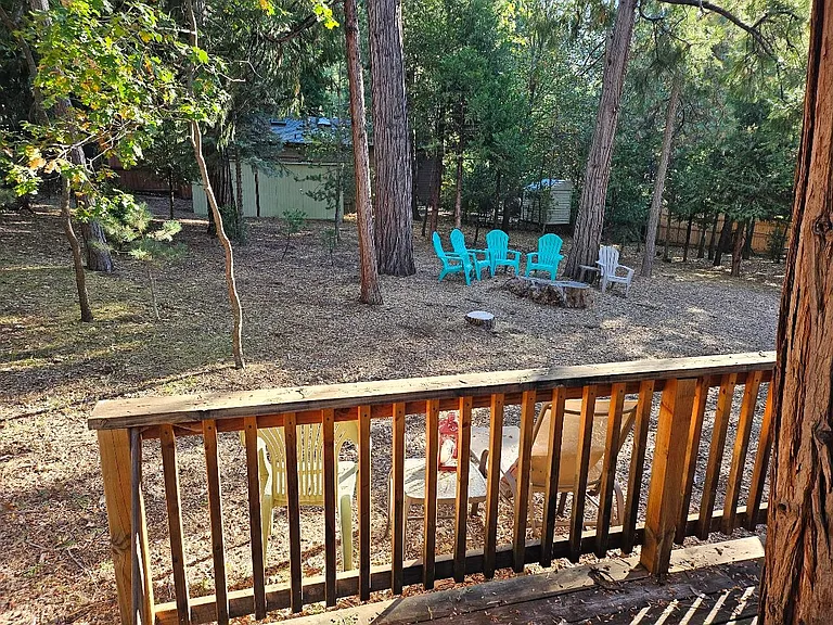 S Circle Dr — Photo 16