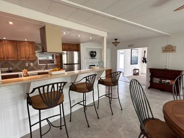 822 Calamondin Ct, North Ft Myers, FL 33917