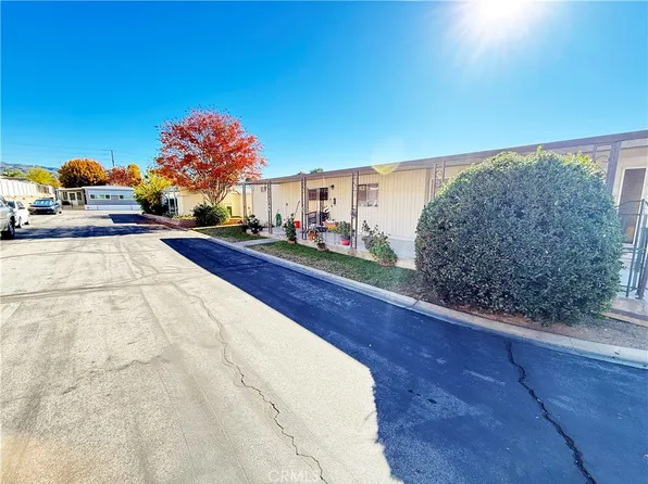 12680 4th St Spc 36, Yucaipa, CA 92399