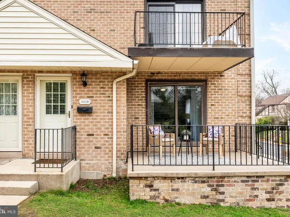 312 Windsor Ave #B, Narberth, PA 19072