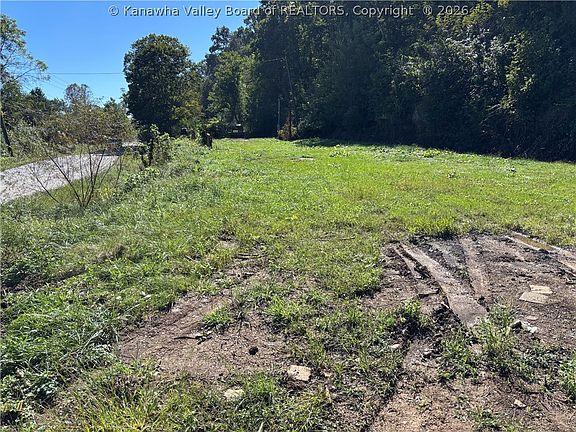 4th image of 1295 Heizer Creek Rd