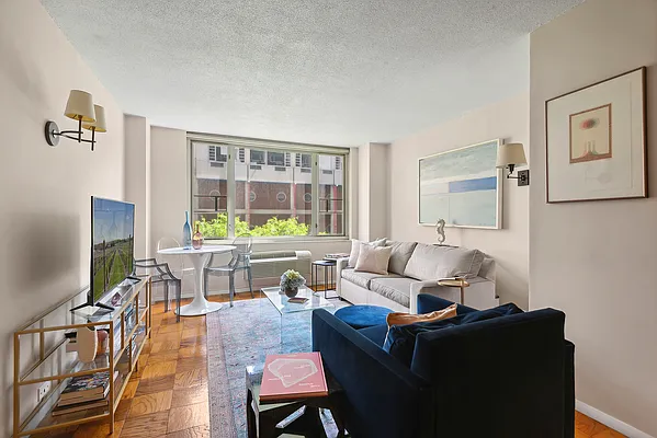 Rented by Brown Harris Stevens | media 1
