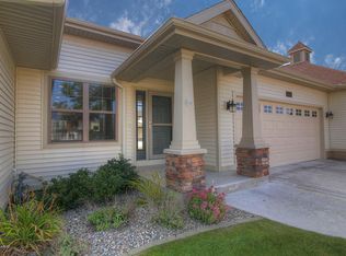 1265 Prestwick Dr, Holland, MI 49423