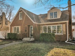 1310 W Acres Rd, Joliet, IL 60435