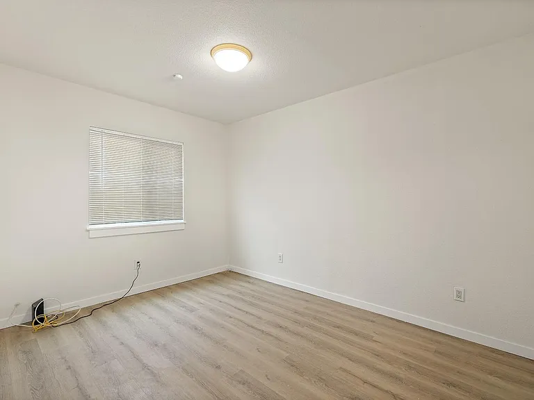2227 62nd Ave — Photo 12