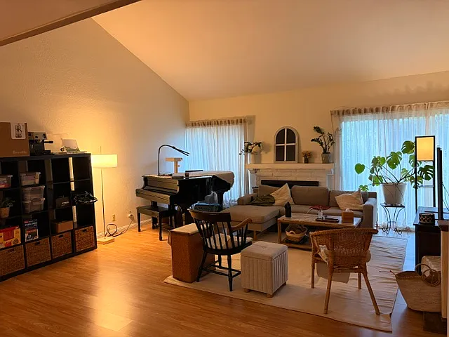 3 bed, 1521 sqft, $3,500 — Photo 3