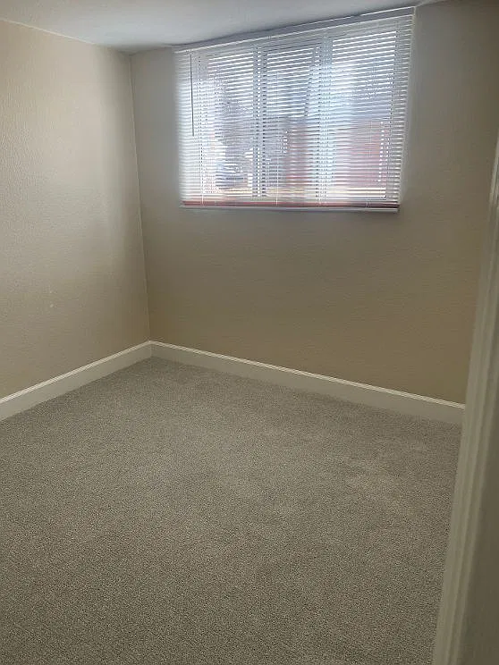 2 bed, 800 sqft, $1,795 — Photo 4