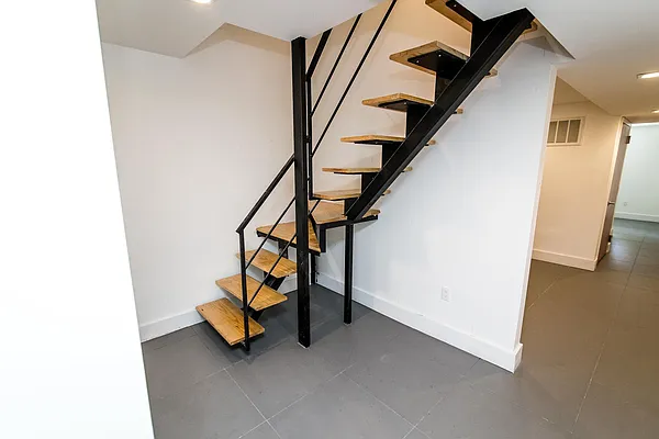 Rented by Nooklyn NYC LLC | media 42