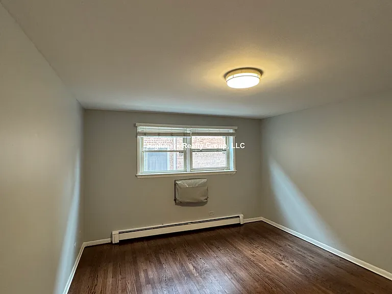 8644 Skokie Blvd #302A — Photo 9