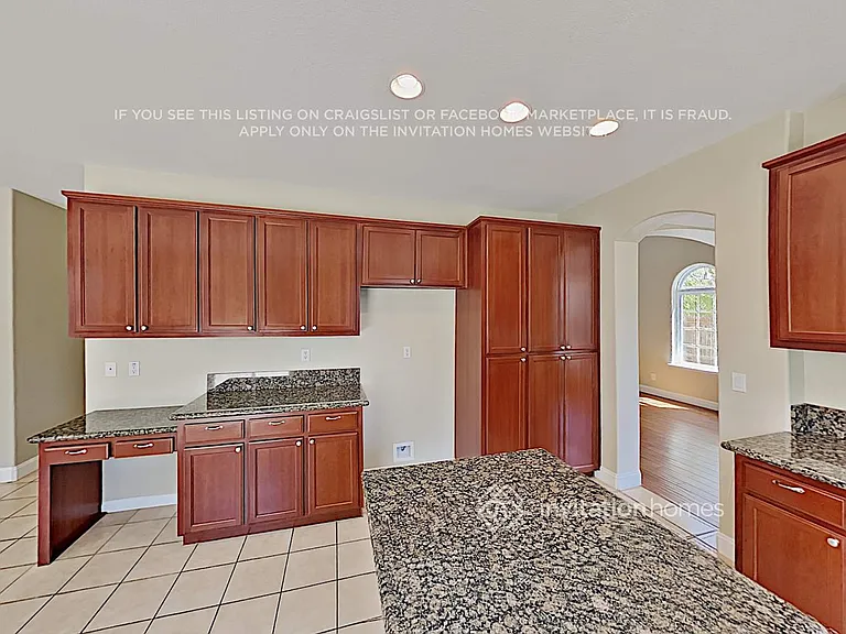 2380 Kelsey Ct — Photo 11