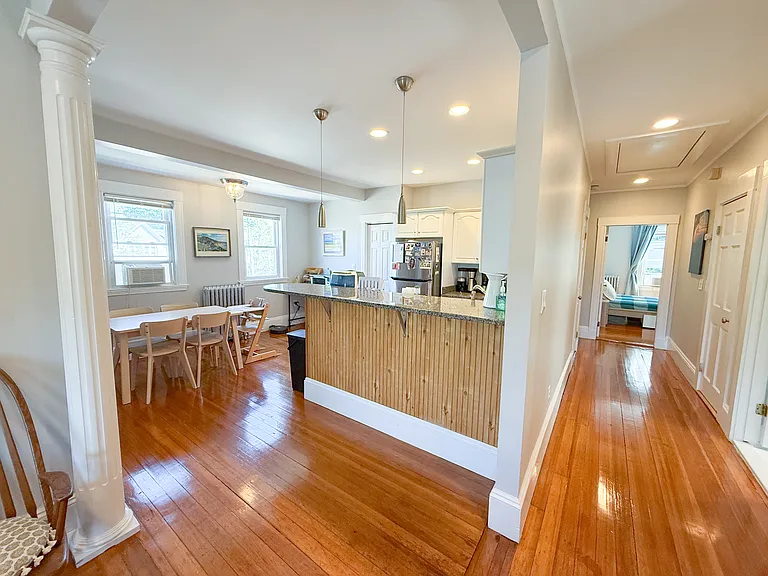 410 S Huntington Ave #3 — Photo 5