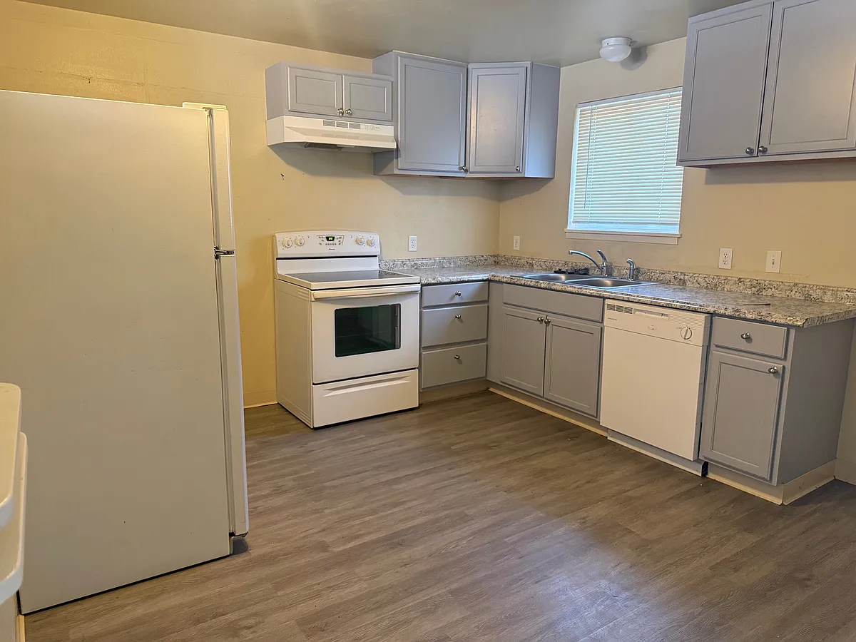 Building Photo - 820 N Duffield Ct