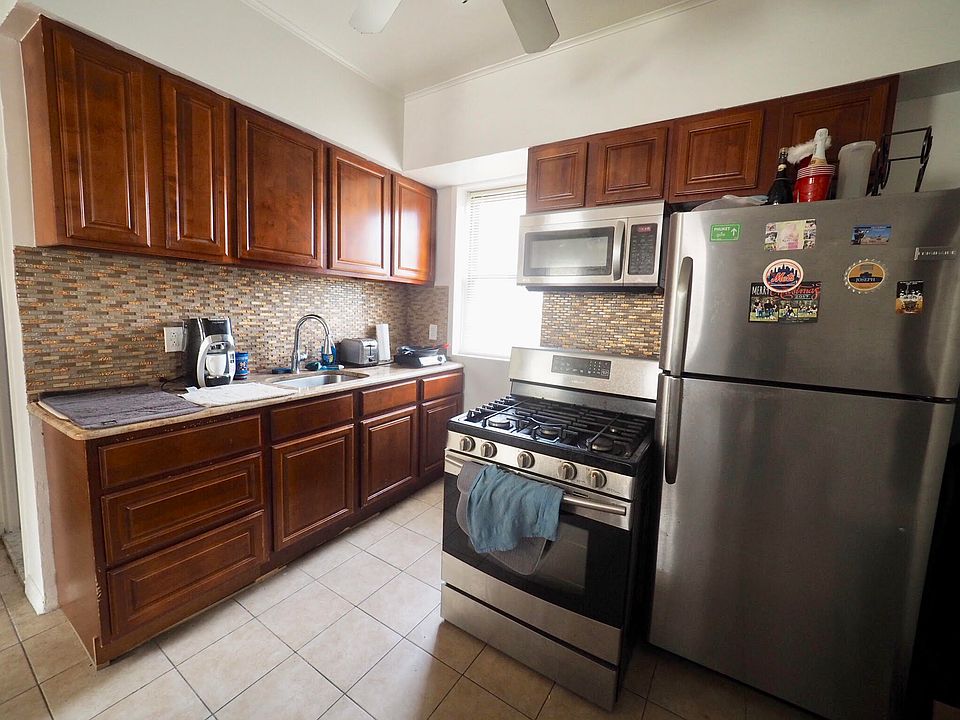 1st image of 2545 18th St APT 3