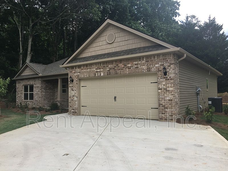 1st image of 130 Angela Ln