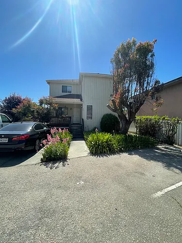 227 Blackburn St #A Photo 1