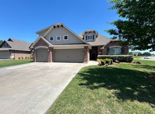 2024 Sweetgrass Cir, Edmond, OK 73013