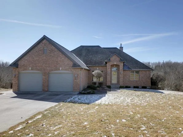 6414 Stone Ridge Dr, Quincy, IL 62305