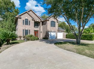 8217 Botany Ln, Houston, TX 77075