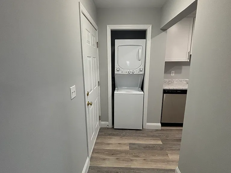 Tor View Village Apartments — Photo 32