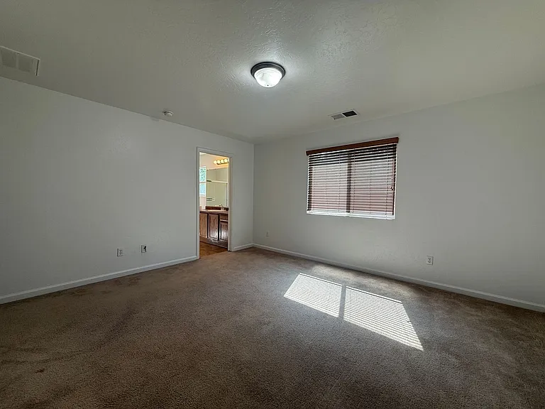 3331 N Linda Vista St — Photo 21