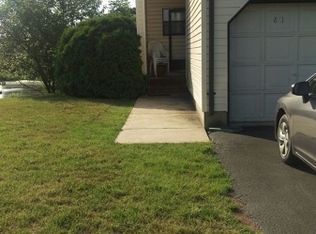 811 Poplar Ct #811, Flemington, NJ 08822