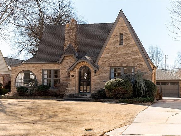 3rd image of 600 NW 41st St