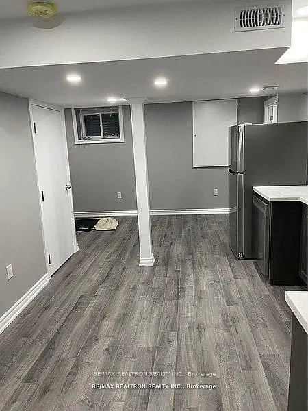 2 bed, $1,650 — Photo 2