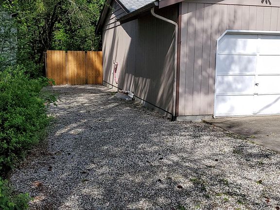 extra parking and gate to backyard