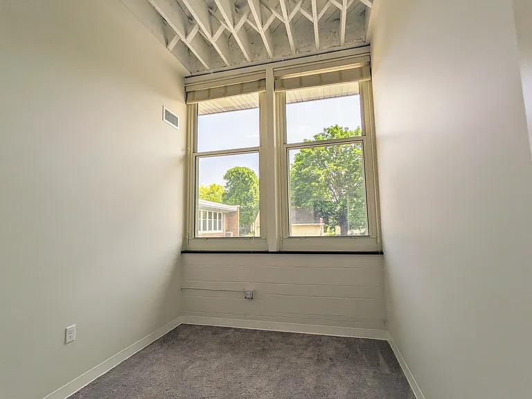 Strasburg Schoolhouse Apartments — Photo 49