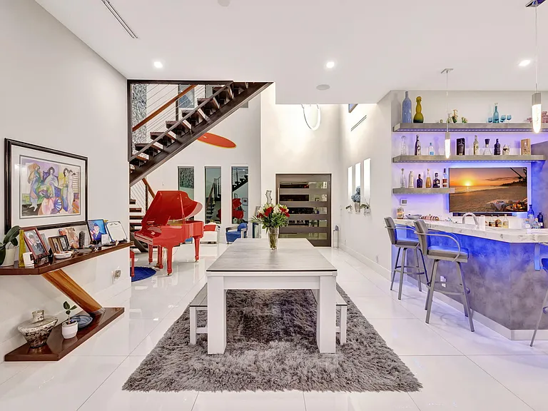334 Isle Of Capri Dr — Photo 115