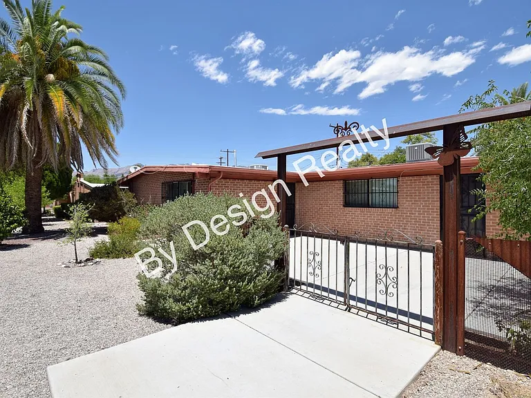 3156 N Vista Del Forte Dr — Photo 2