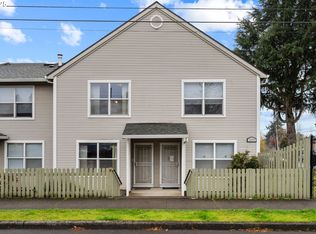 14134 E Burnside St APT 2, Portland, OR 97233