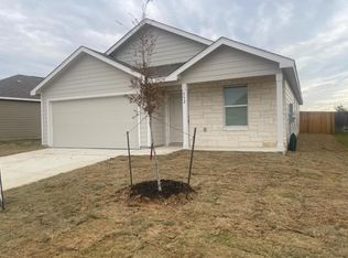 152 Cordova Xing, Seguin, TX 78155