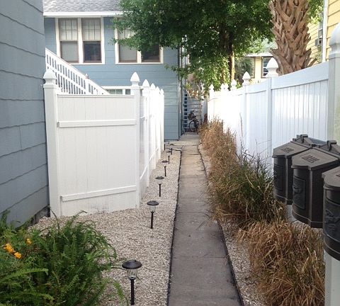 3rd image of 242 10th Ave NE #A