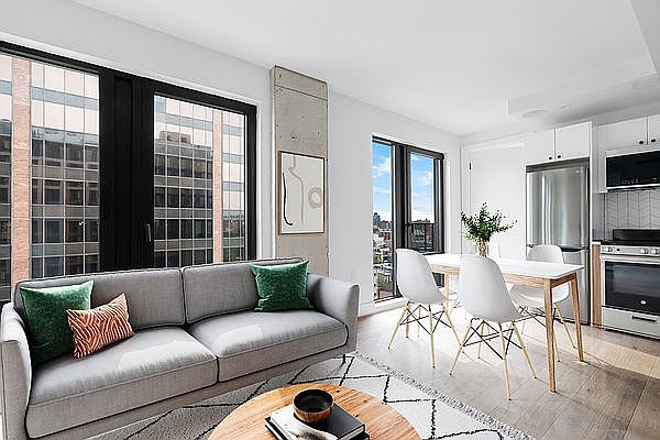 1st image of 58 W 125th St #1406