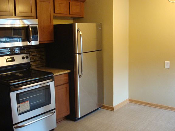 4th image of 4263 N 71st St