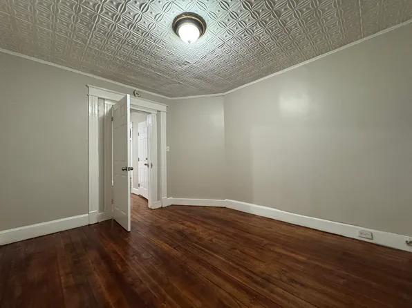 93 Easton Ave #3, Waterbury, CT 06704