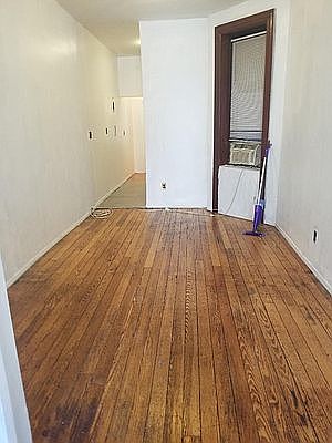 2nd image of 164 E 85th St APT 1W