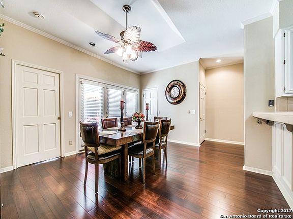 3rd image of 8000 Donore Pl
