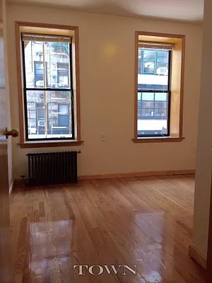 Rented by Town Residential | media 2