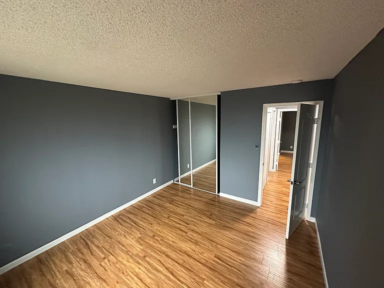 1566 Ventura Dr — Photo 10