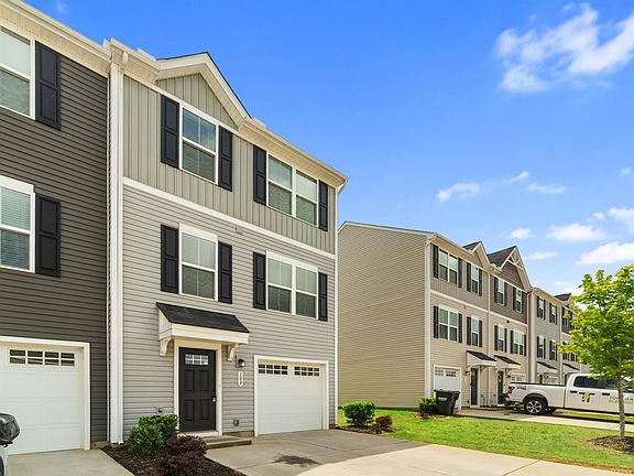 2nd image of 109 Coldwater Creek Ct