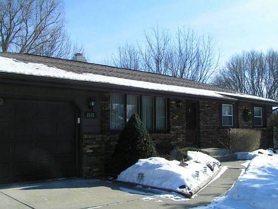 1st image of 2132 N Claremont Dr