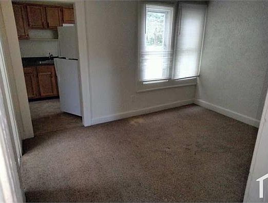 2nd image of 164 Baldwin Ave #D