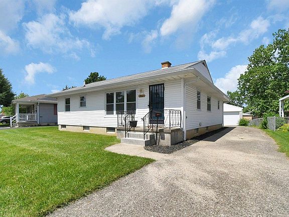 4th image of 3862 Evans Dr