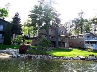 116 Hickory Rd, Lake In The Hills, IL 60156