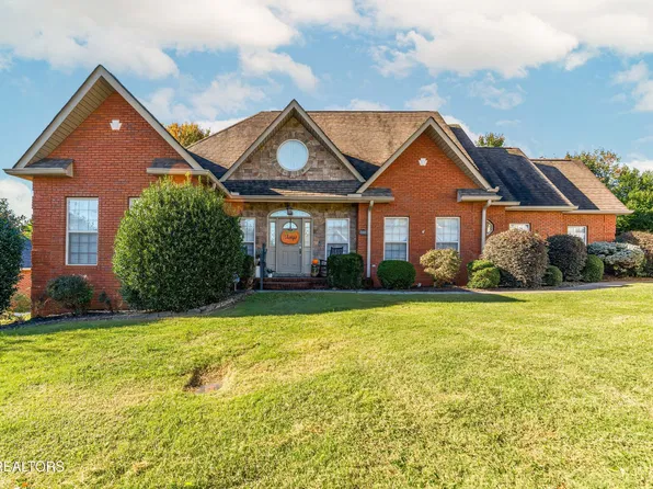 1013 Wilcox St, Maryville, TN 37804